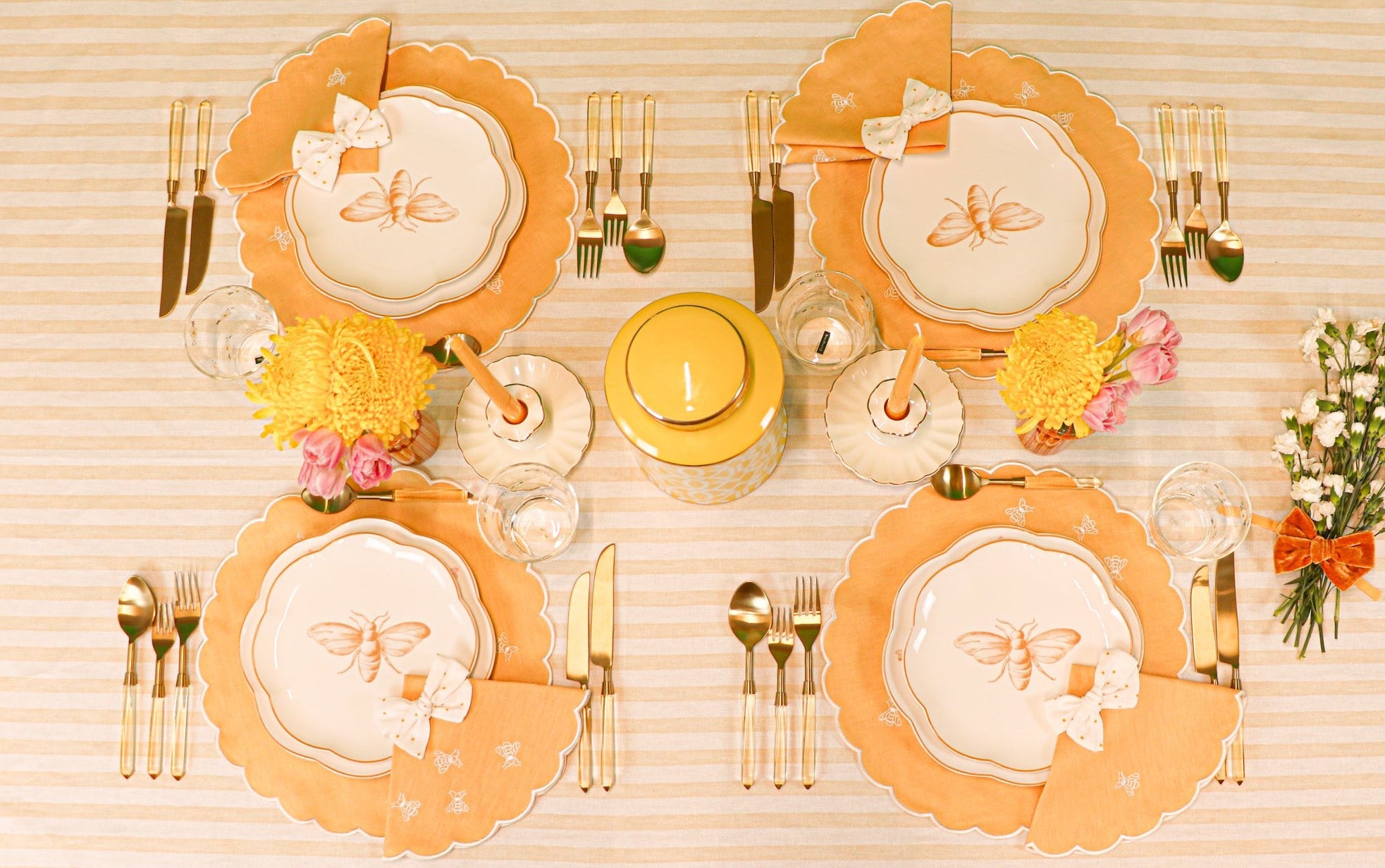 Bumble Voyage Placemat - Set of 4 Placemats